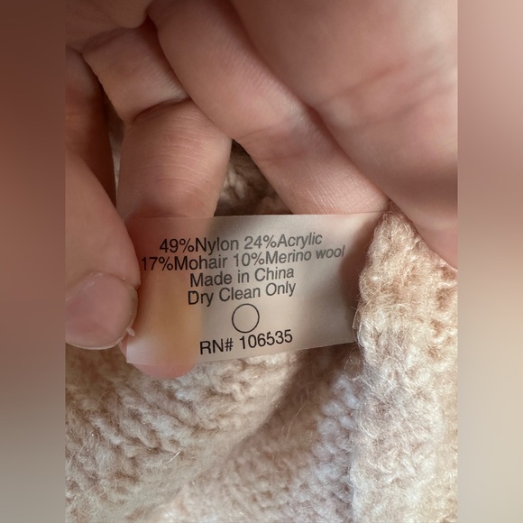 Sundays One Blush Pink Fringed chunky oversized Sweater size small - Picture 3 of 5